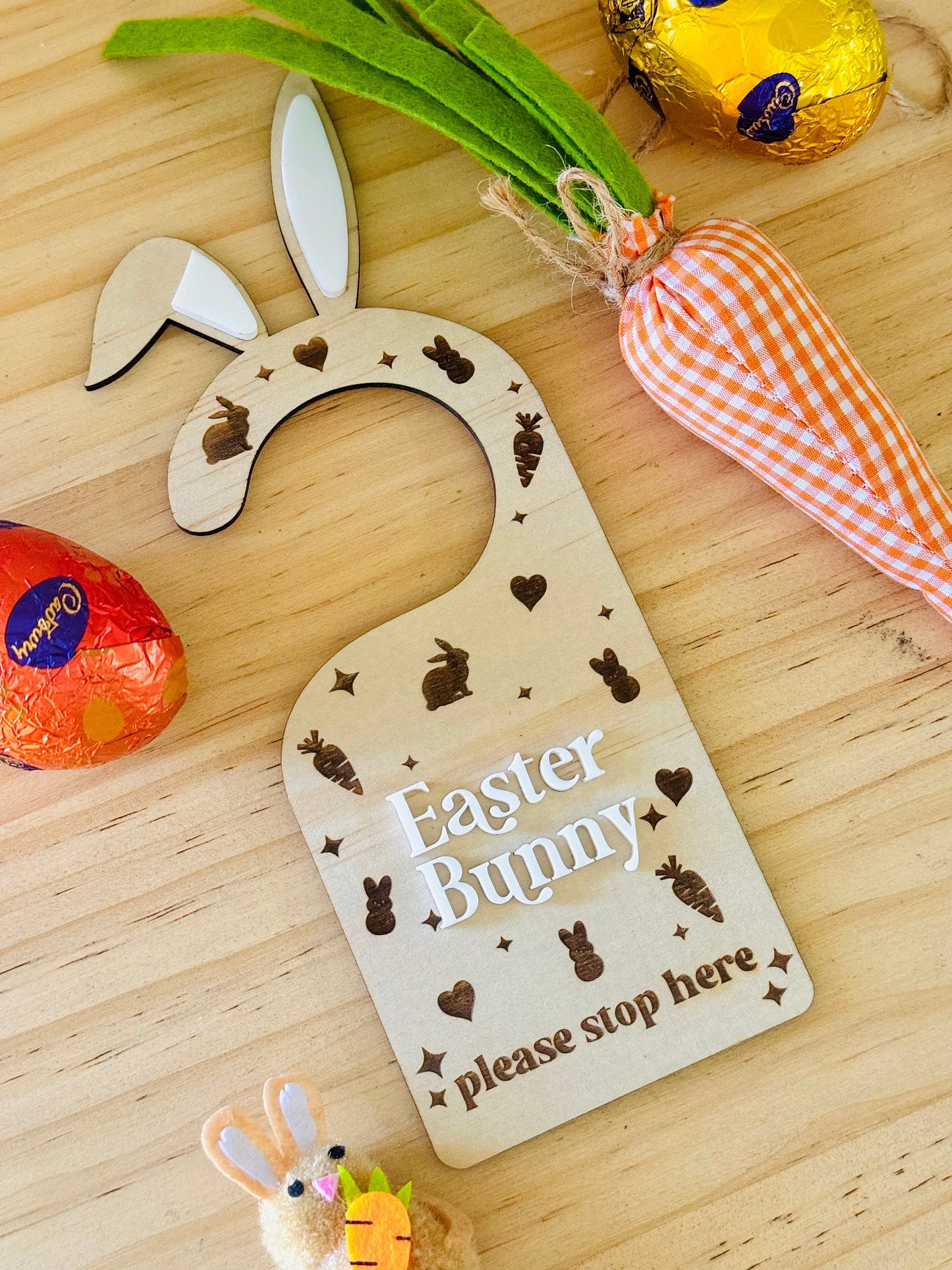 Personalised Easter door hanger | Easter Bunny please stop here