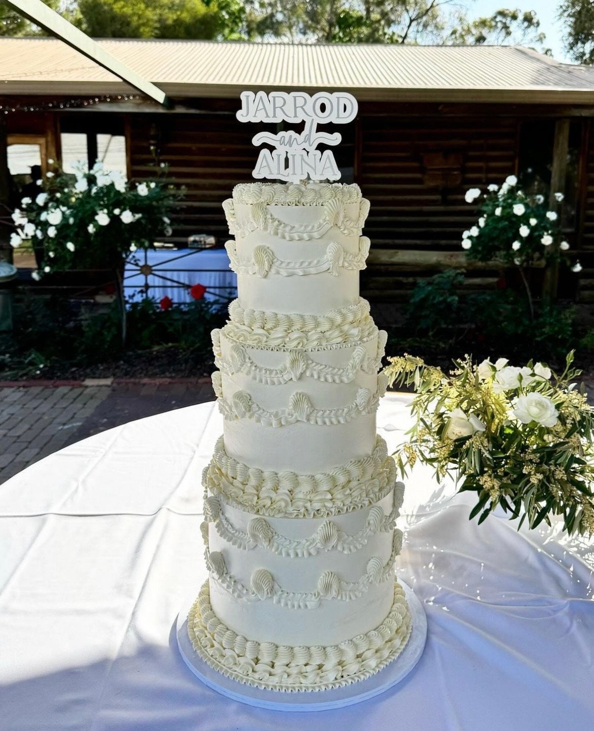 Wedding cake topper | modern wedding cake topper